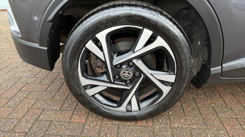 Toyota C-HR 1.8 Hybrid Design 5dr CVT Hybrid Hatchback